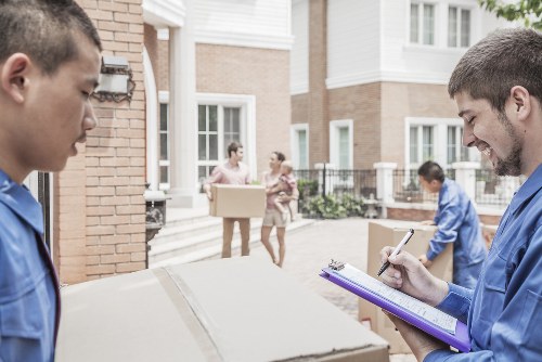Removal company planning a move in Greenwich with local streets and homes