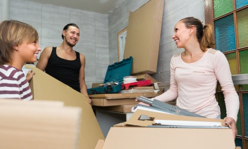 House removal team planning a move in Greenwich with local street access considerations
